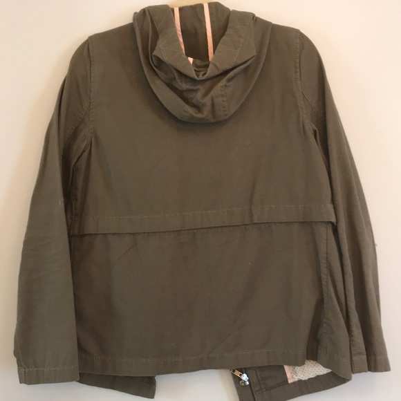 Lightweight jacket - Picture 2 of 3